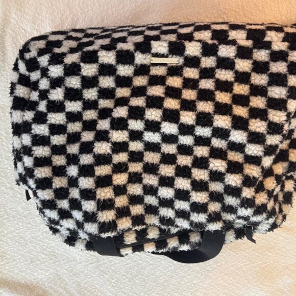 Sherpa Checkered Overnight Duffle Bag Madden Girl - Picture 5 of 7